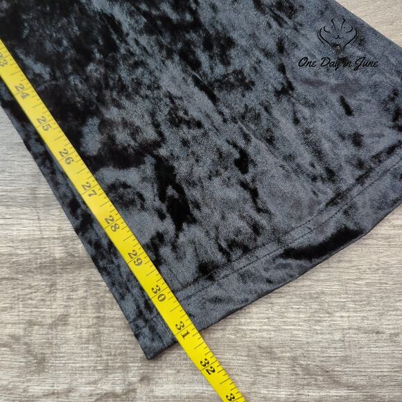 Fabletics Casual Velour Pants Size M - Picture 5 of 6